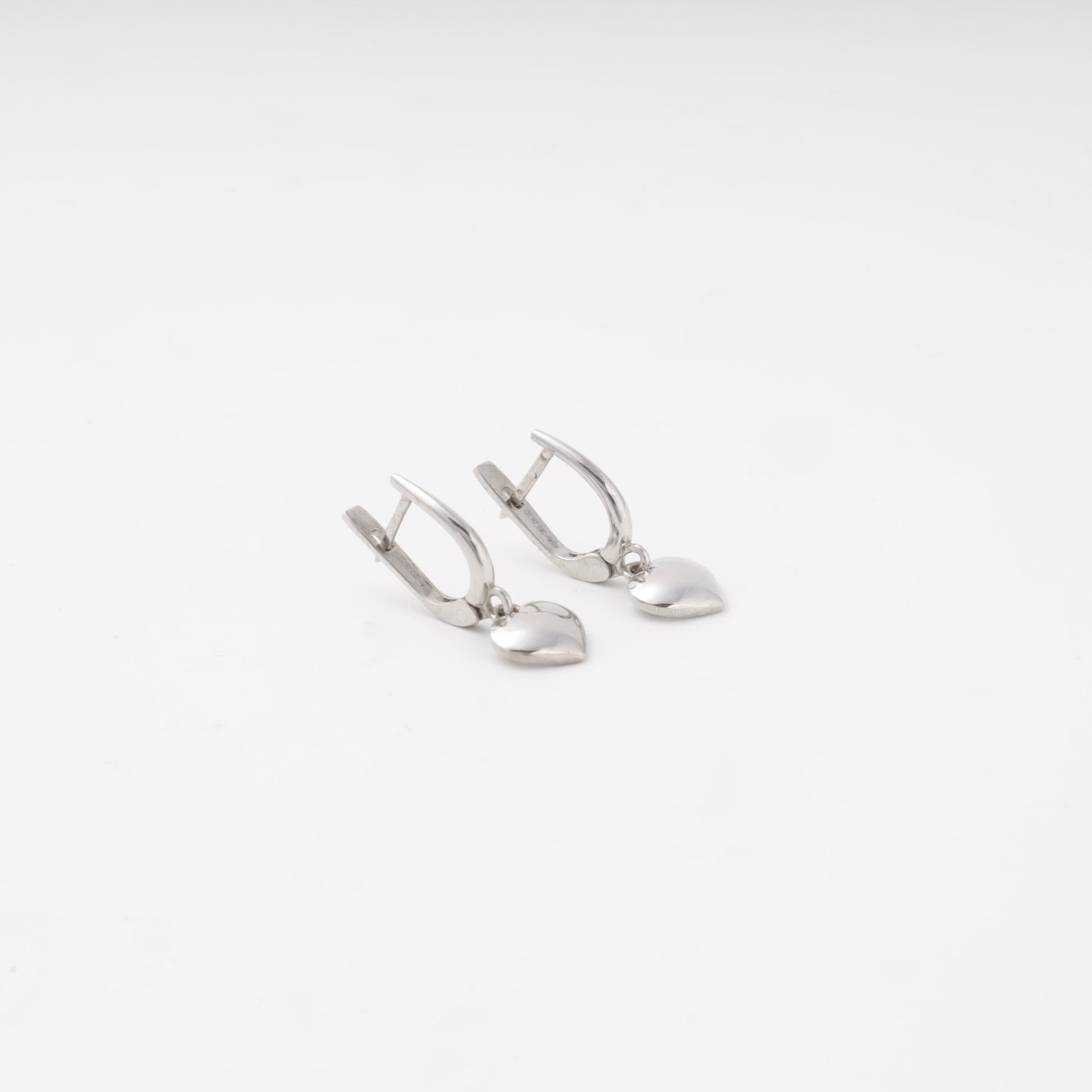 Silver 925 polished heart dangle earrings — view 5 — Kabluchka