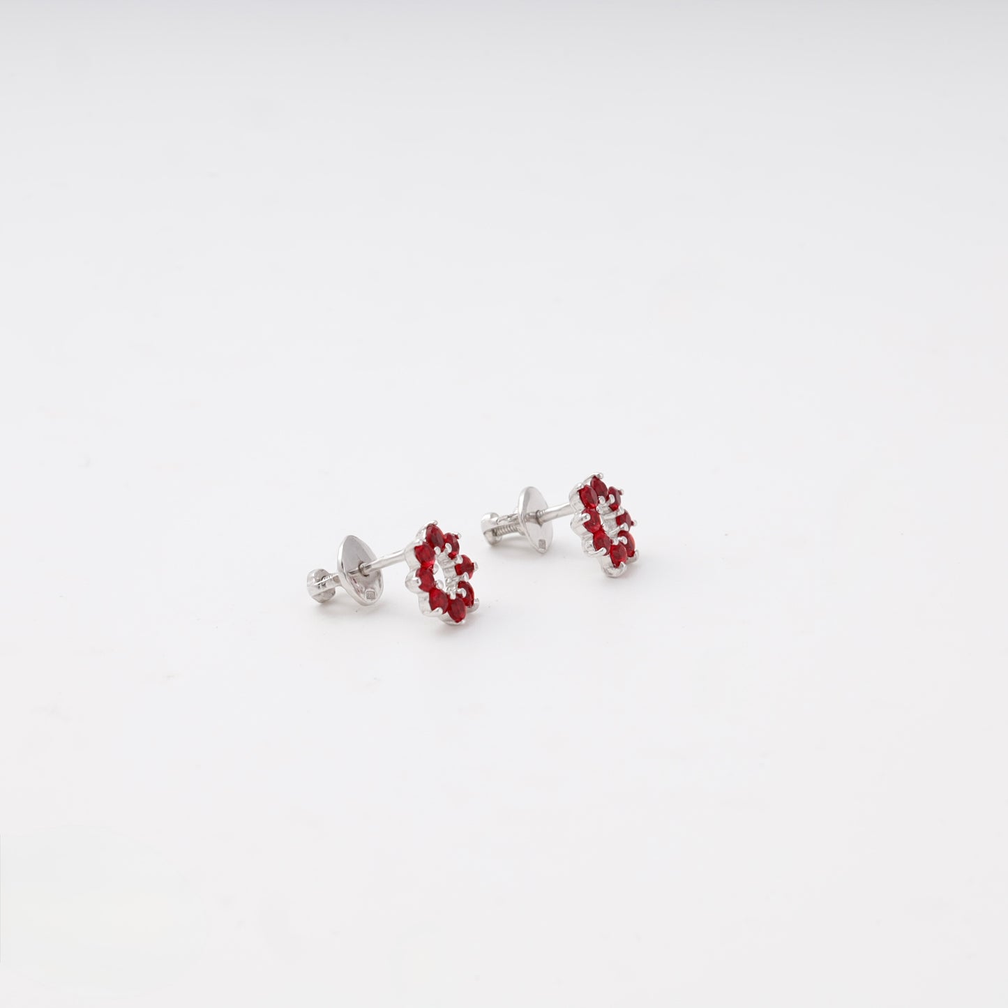 Silver 925 red cubic zirconia wreath stud earrings side view — Kabluchka