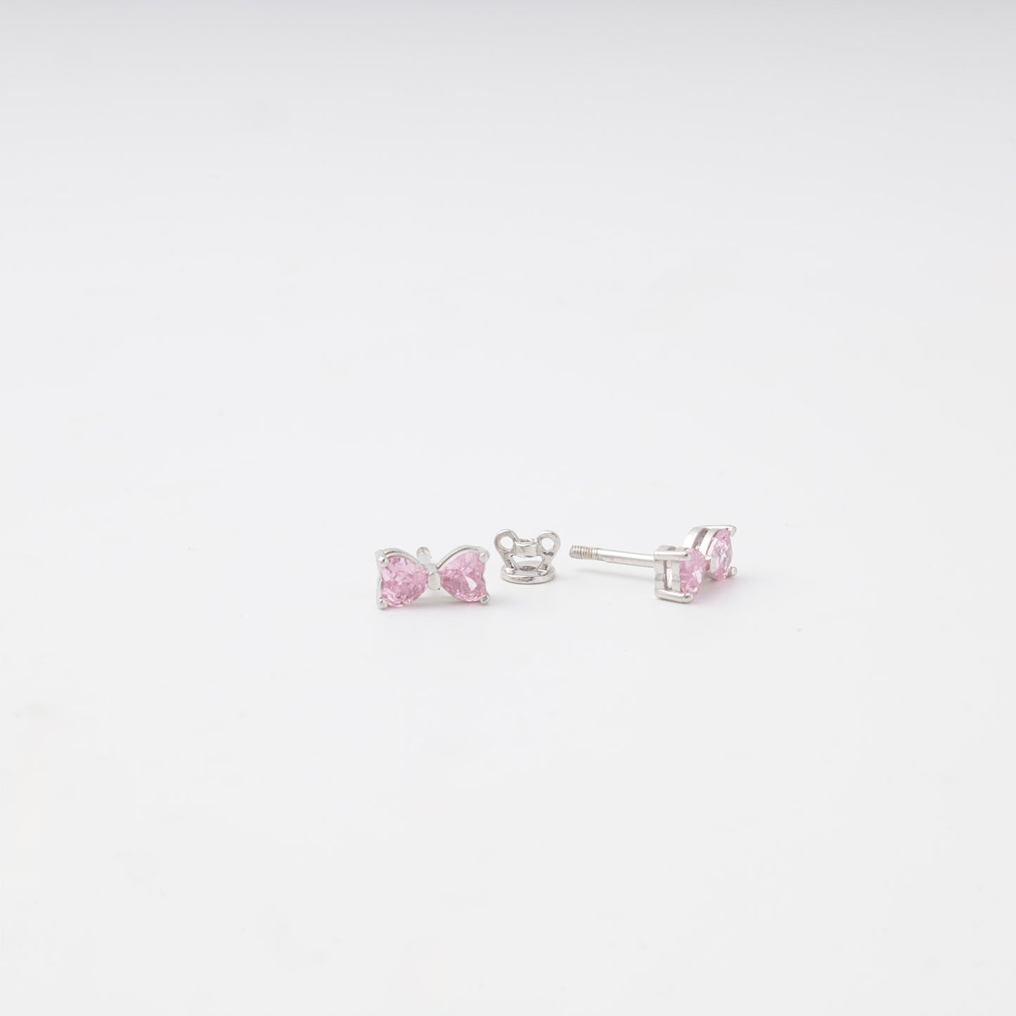 Silver 925 bow stud earrings close-up — Kabluchka