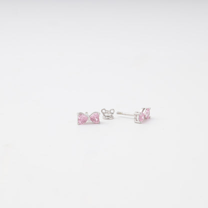 Silver 925 bow stud earrings close-up — Kabluchka