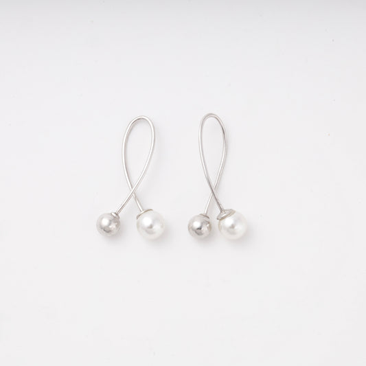 Silver 925 pearl and bead drop earring — Kabluchka