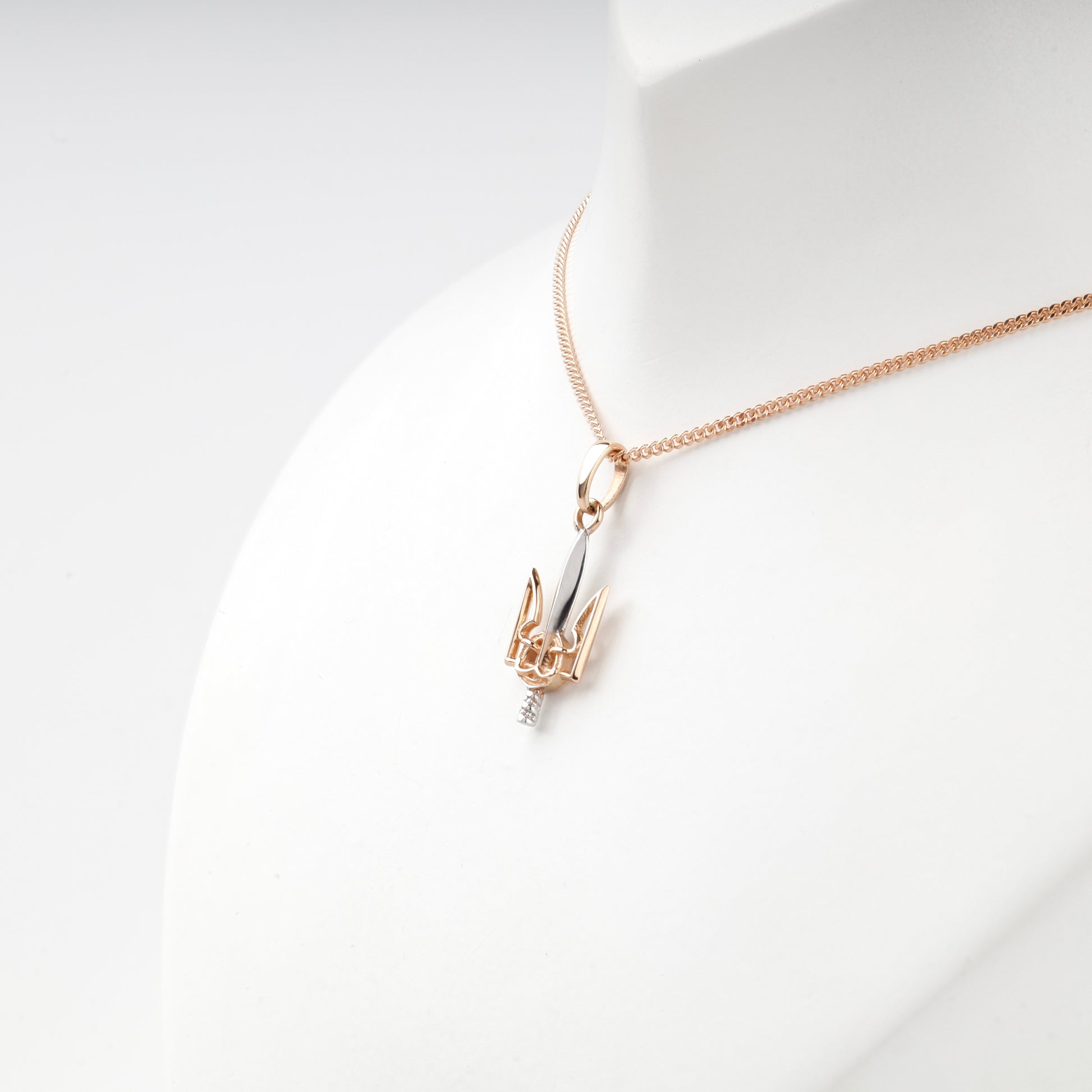 Two-tone Gold 14K Trident sword pendant, reverse view