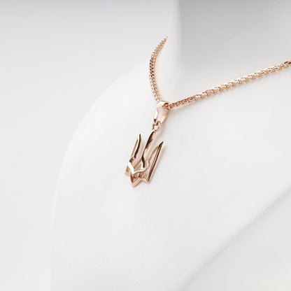 Openwork Ukrainian Trident pendant — side detail — Kabluchka