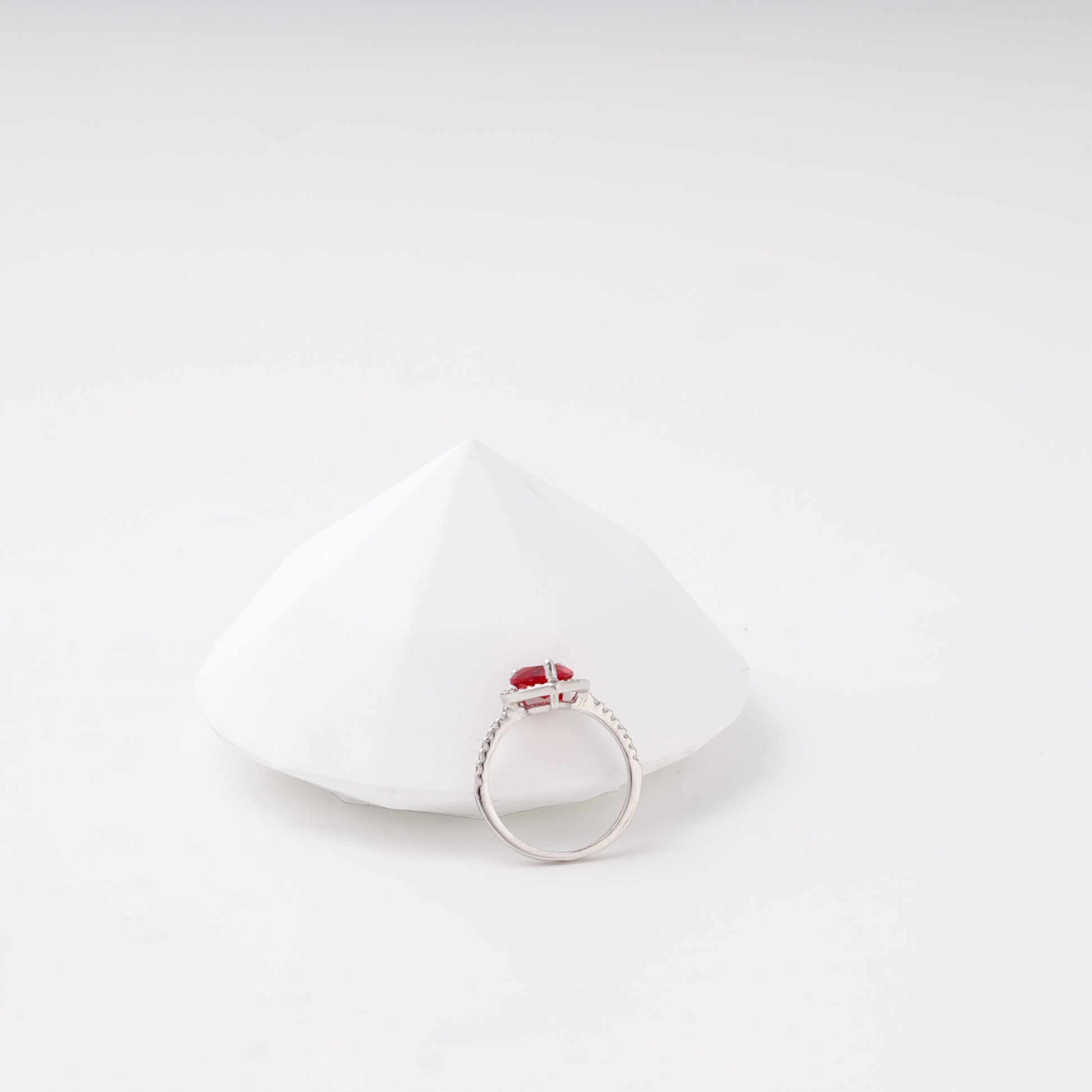 Silver 925 red heart CZ ring with halo — view 4 — Kabluchka