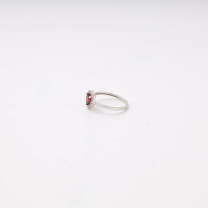 Silver 925 heart halo ring, side view — Kabluchka