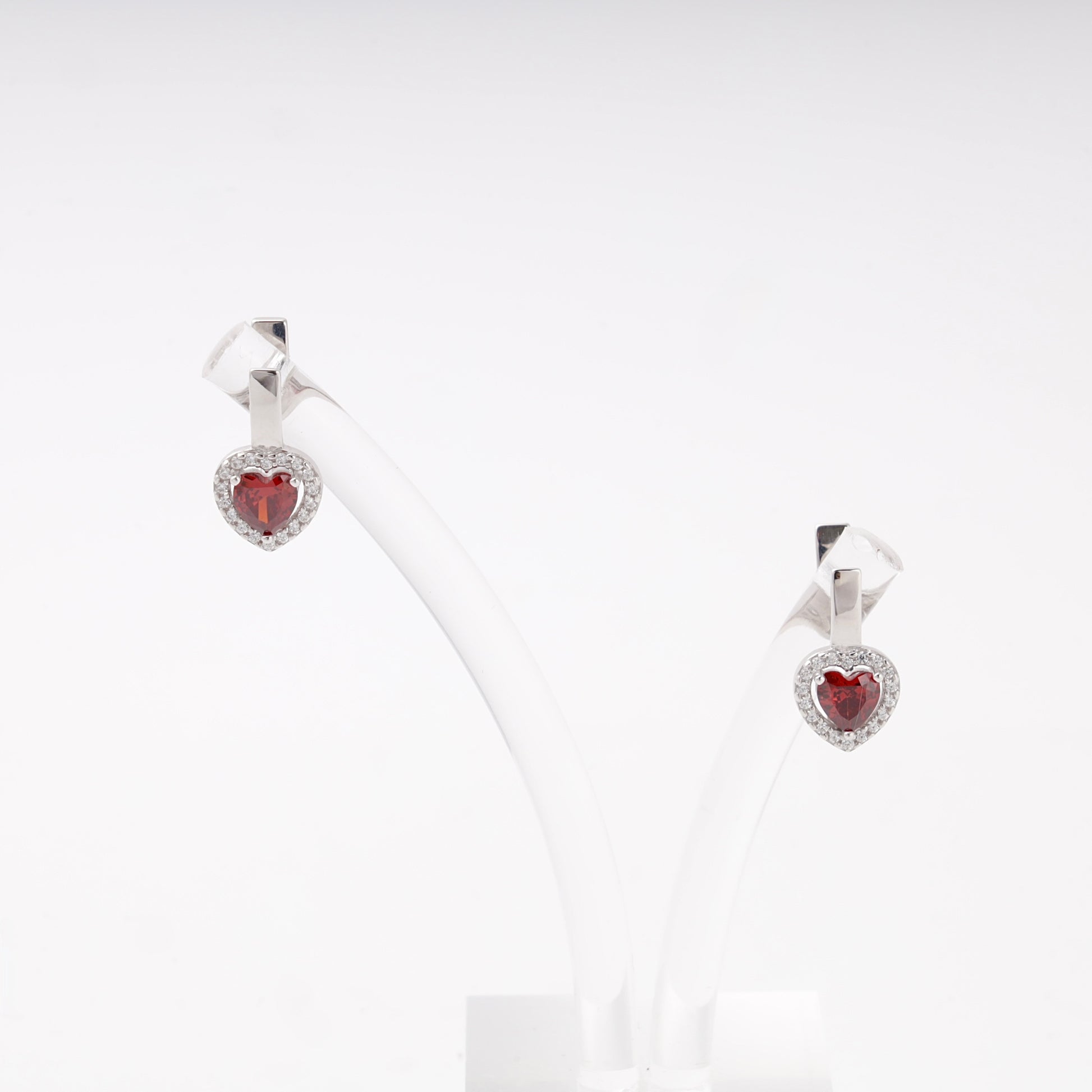 Silver 925 heart halo earrings with red cubic zirconia — Kabluchka