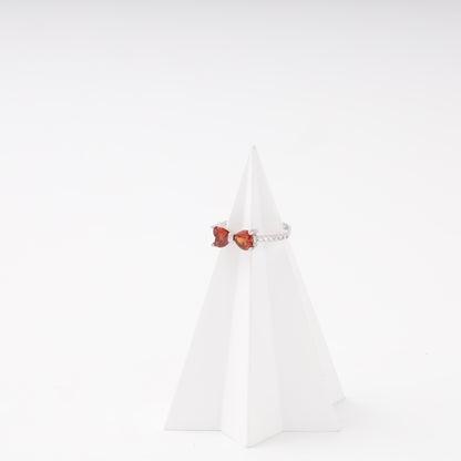 Red heart-cut cubic zirconia bow ring — Kabluchka