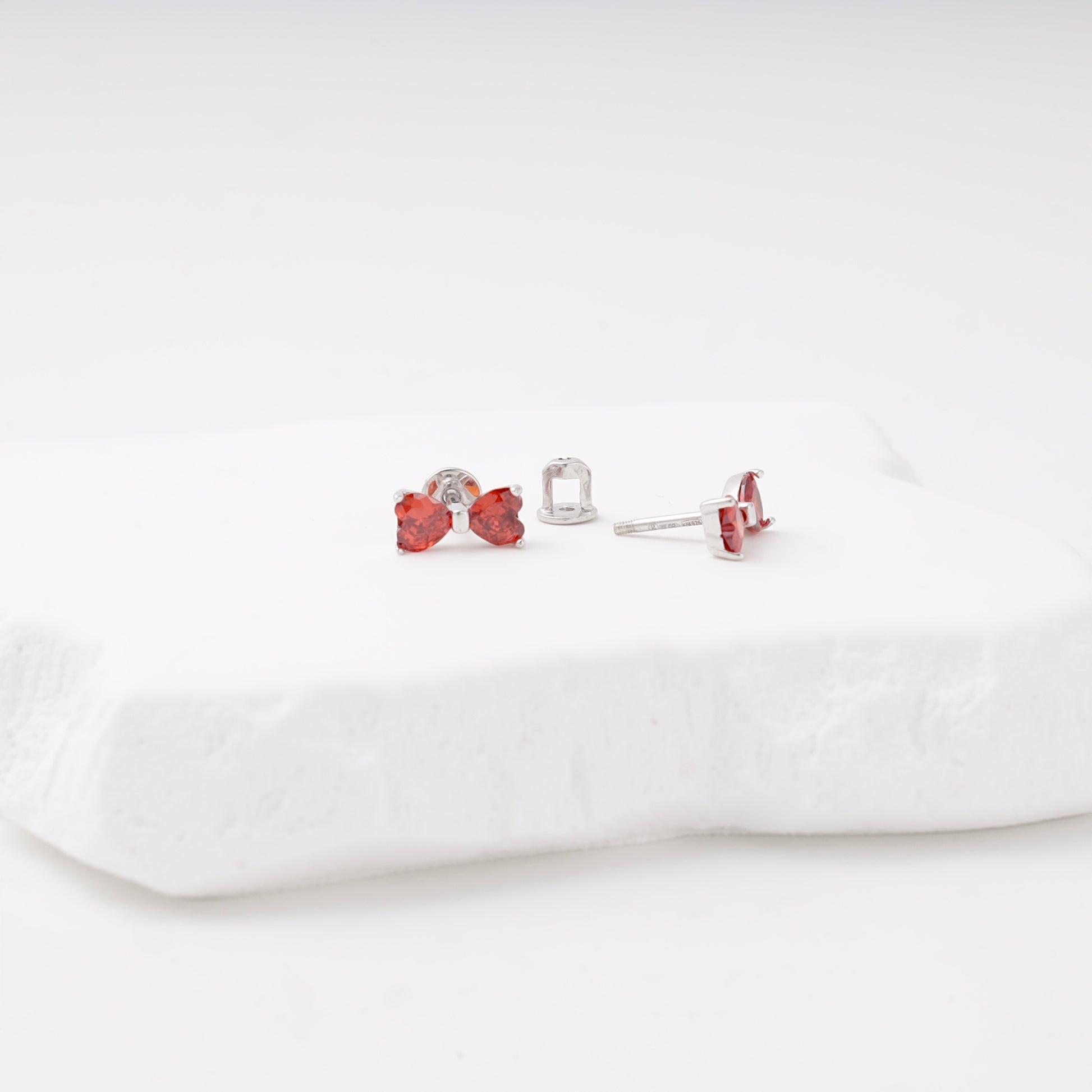 Bow stud earrings with push-back fastening — Kabluchka