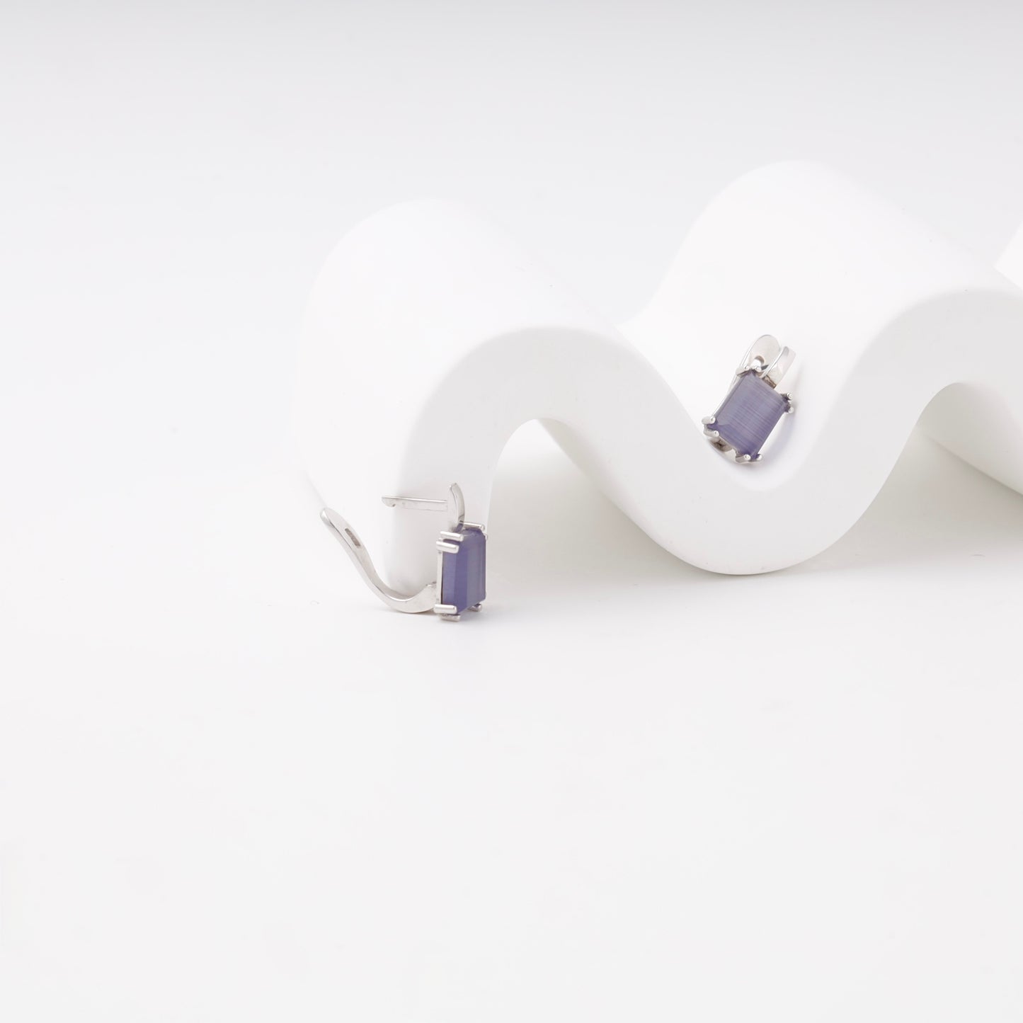 Ulexite cabochon silver 925 earrings — Kabluchka