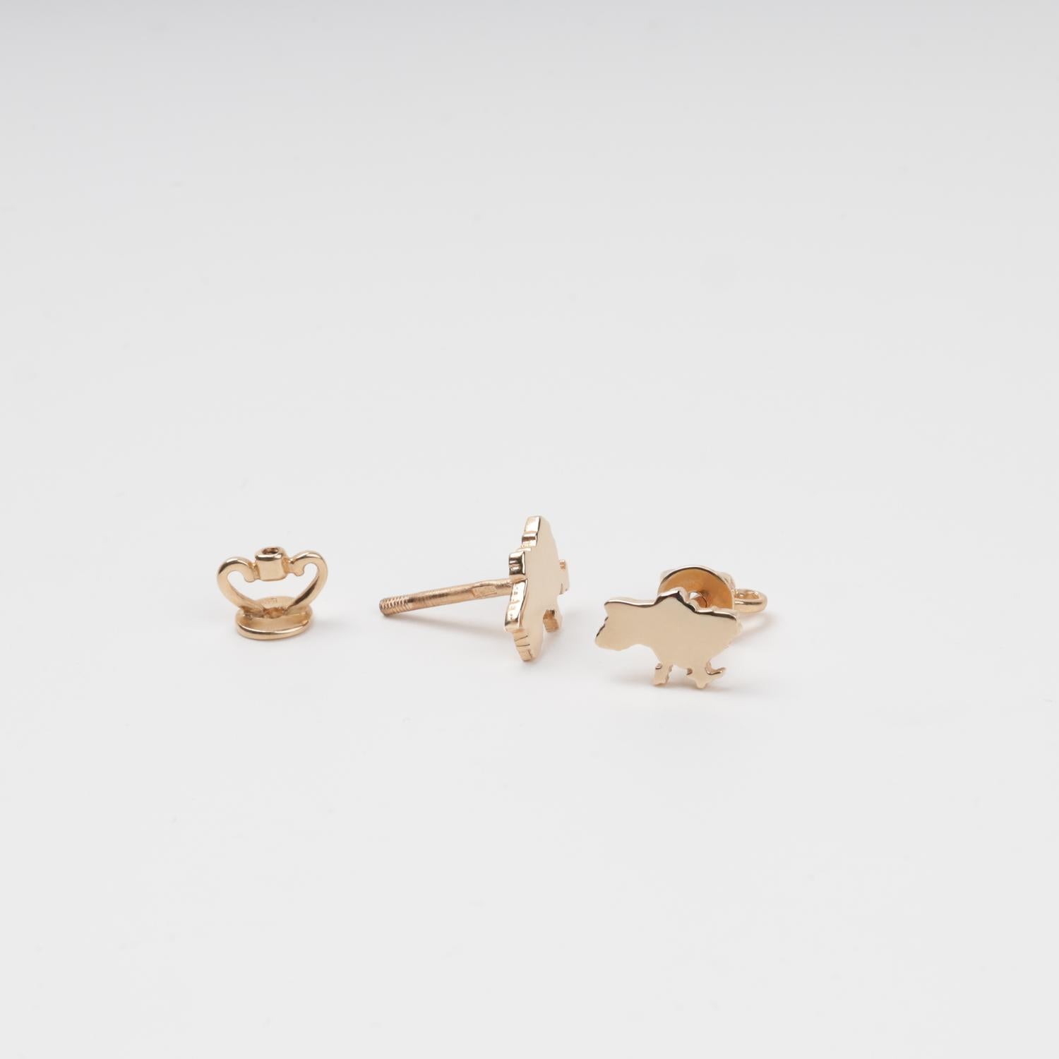 Rose Gold Patriotic Earrings Ukraine Map 585 - Angle View | Kabluchka