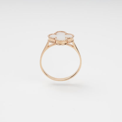Sophisticated 14K (585) Rose Gold ring featuring a central white mother-of-pearl quatrefoil insert, framed by a delicate gold border on a clean white background.