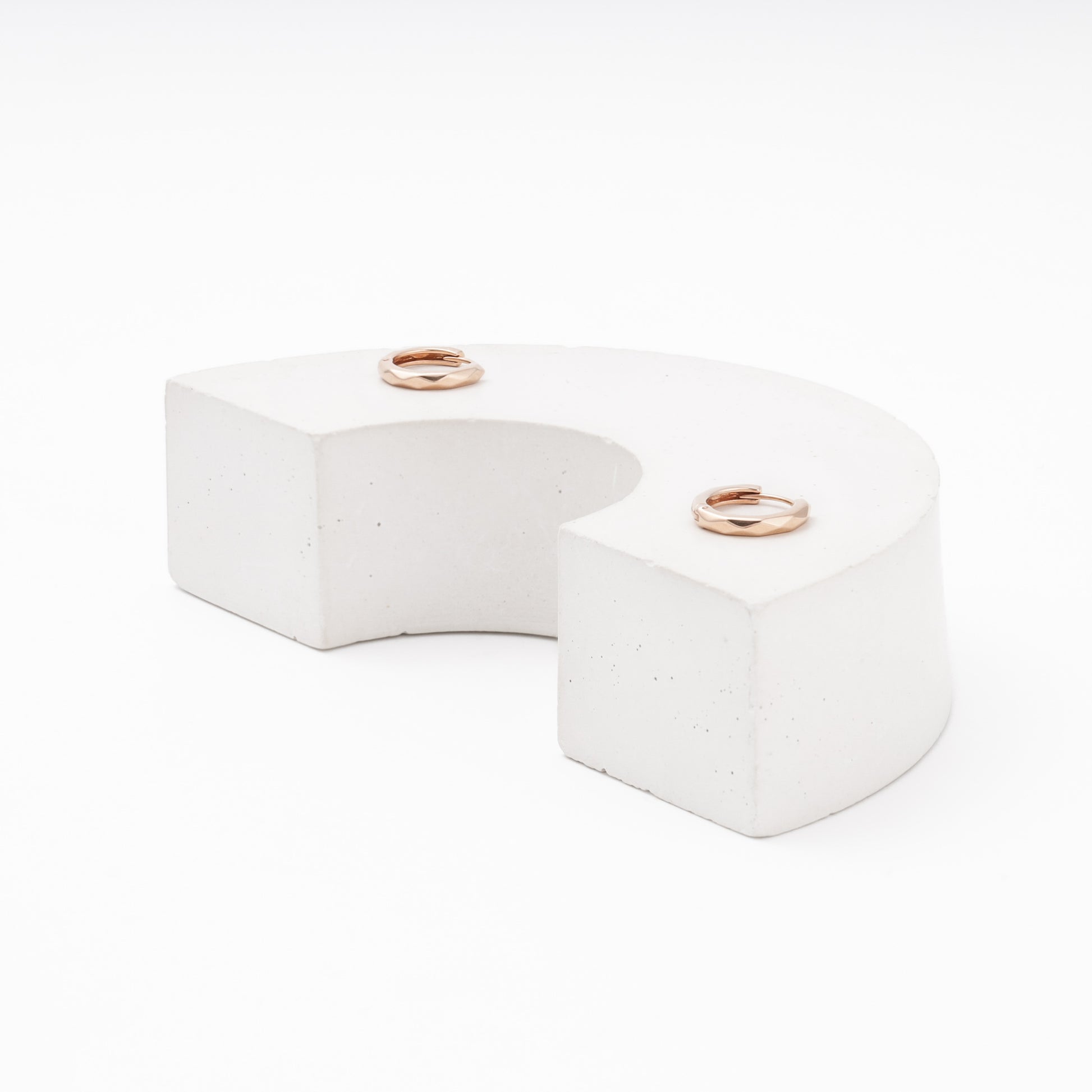 14K rose gold small hoops no stones — Kabluchka