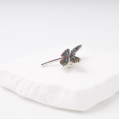 Silver 925 dragonfly brooch on display — Kabluchka