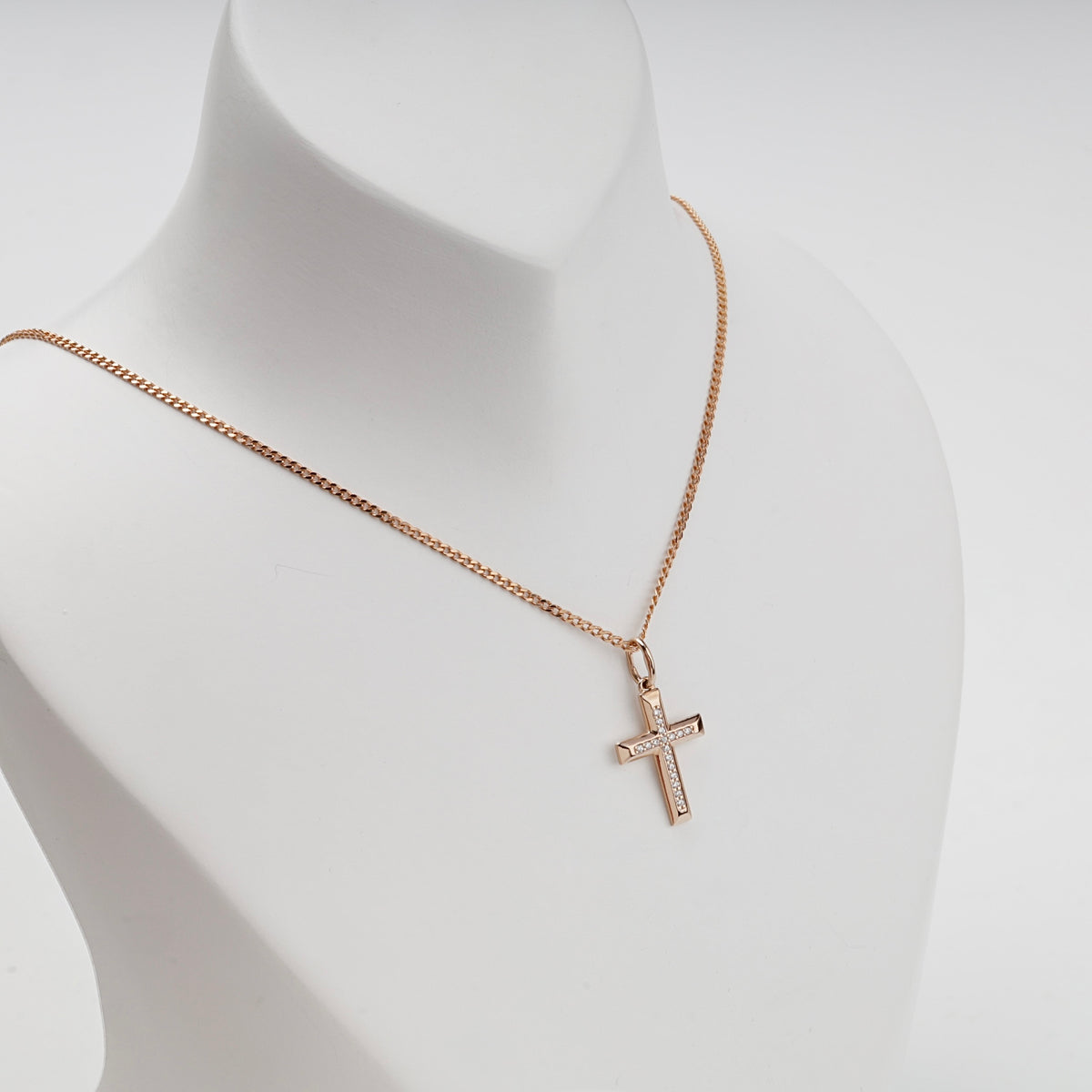 Rose Gold 14K (585) cross pendant styled on a chain — Kabluchka