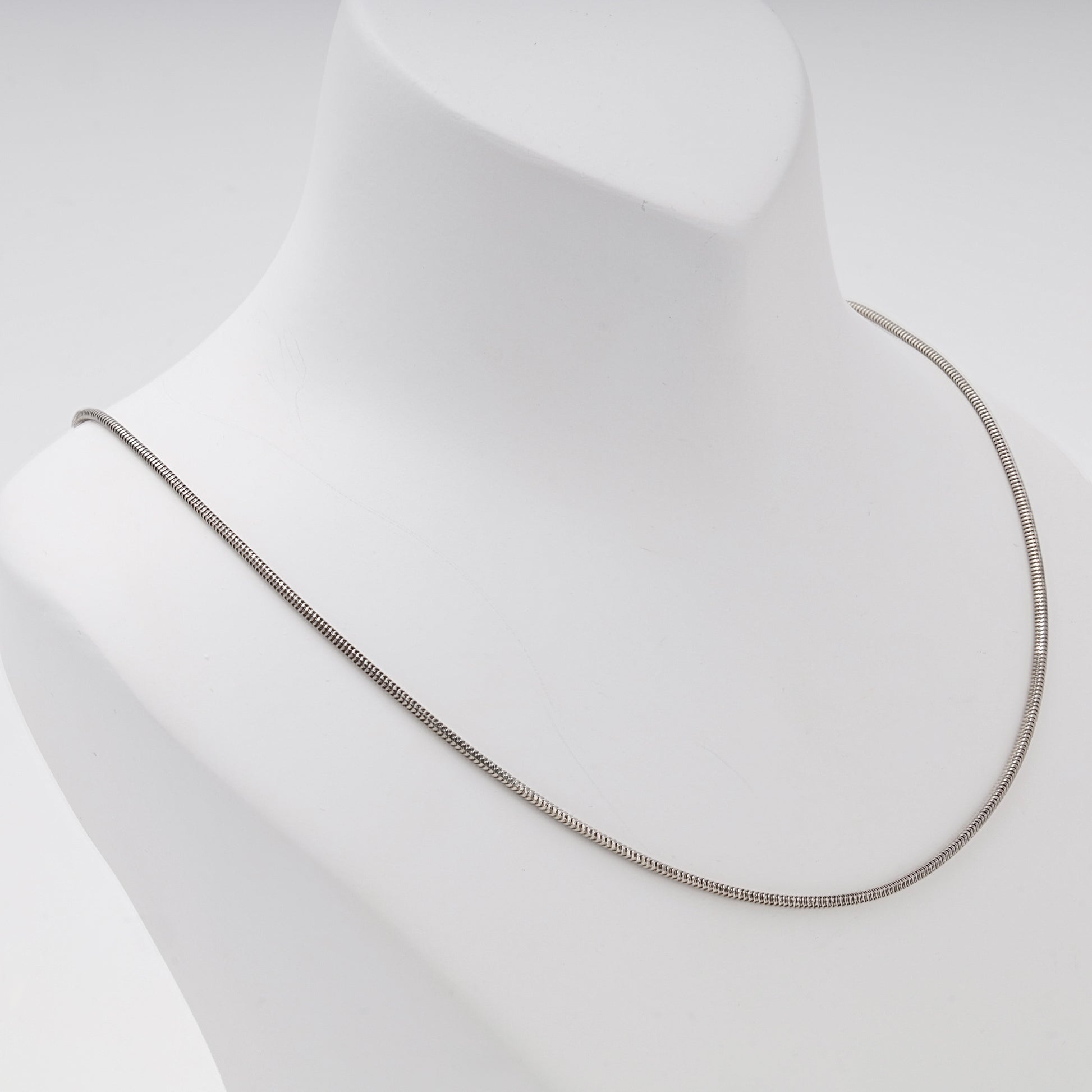 Silver 925 thin snake chain necklace — view 2 — Kabluchka