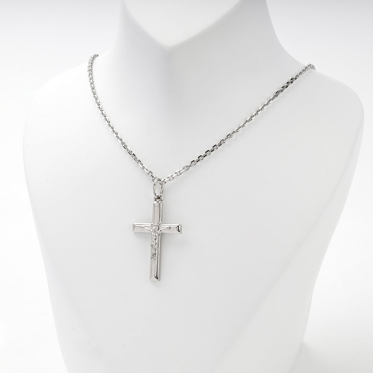Silver 925 engraved open-frame crucifix pendant, front view