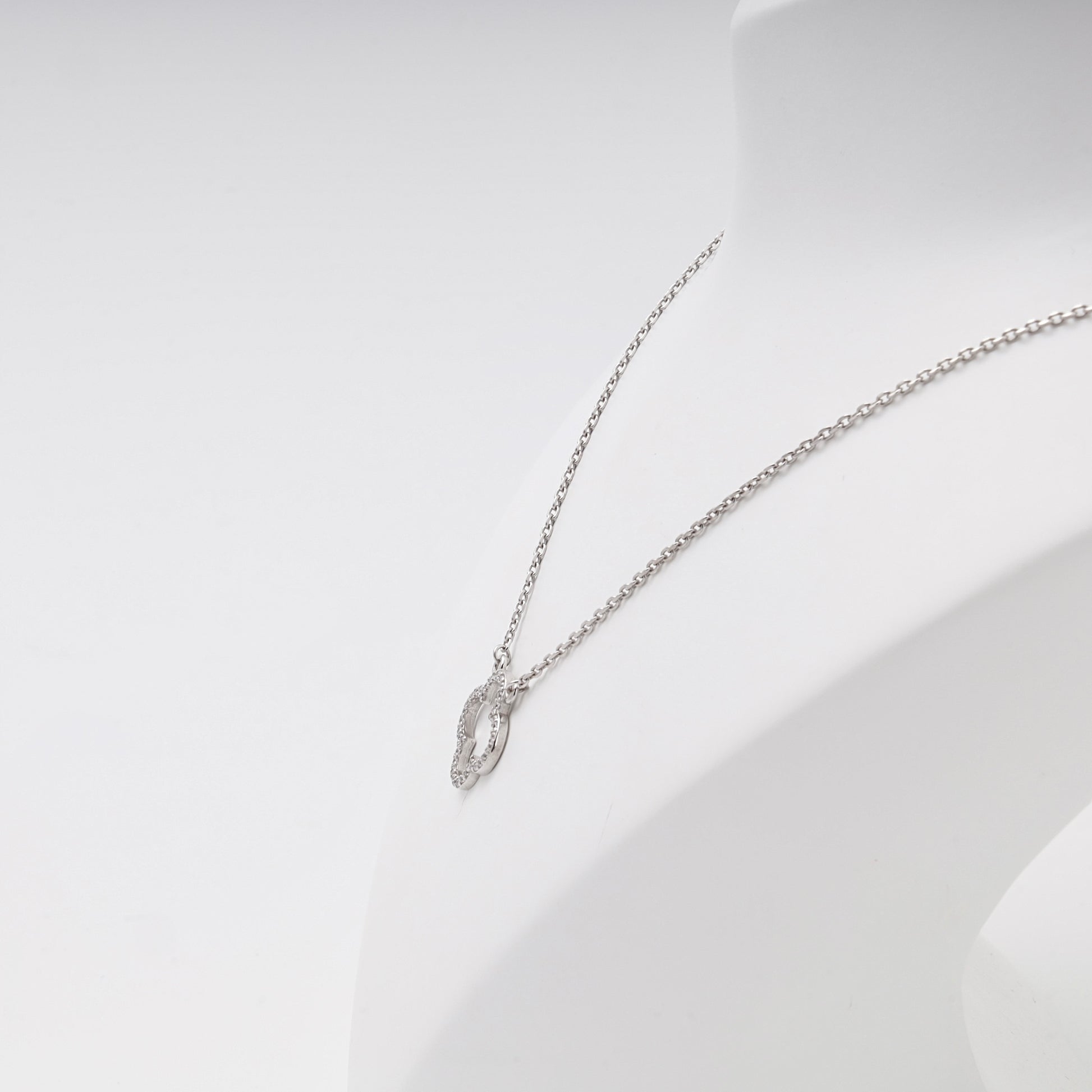Silver 925 clover CZ pendant necklace — view 5 — Kabluchka