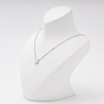 Silver 925 clover pendant necklace shown on a bust — Kabluchka
