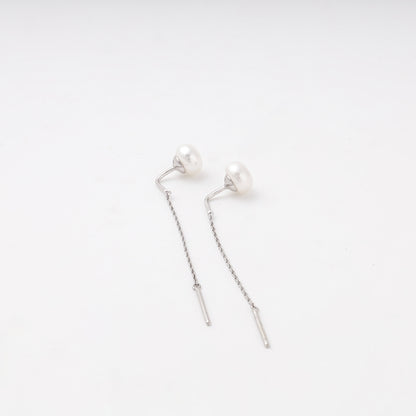 Silver 925 pearl threader earrings with chain, front view — Kabluchka