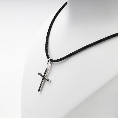 Silver 925 cross pendant with black cubic zirconia, detail view