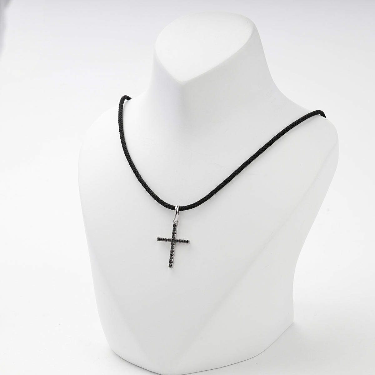 Silver 925 cross pendant with black cubic zirconia, back view