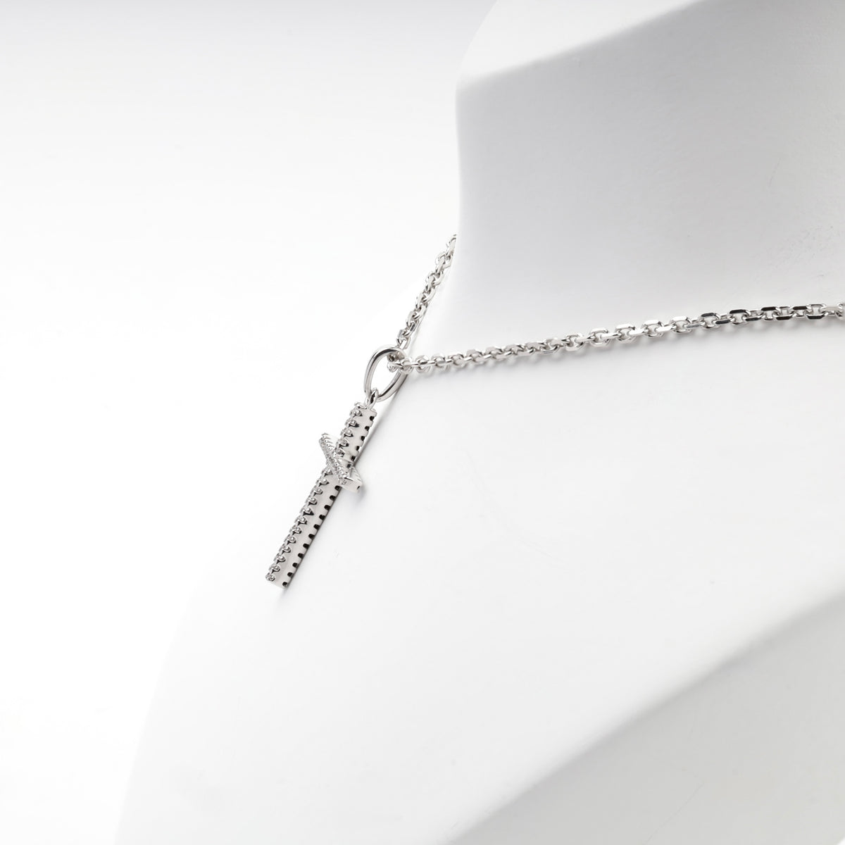 Silver 925 cubic zirconia cross pendant — view 3 — Kabluchka