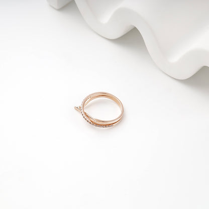 Rose gold crossing ring back view — Kabluchka