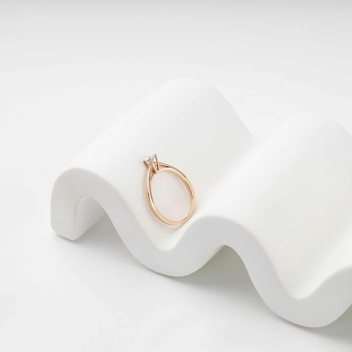 Rose gold solitaire ring, rear setting view — КД4119Royal — Kabluchka