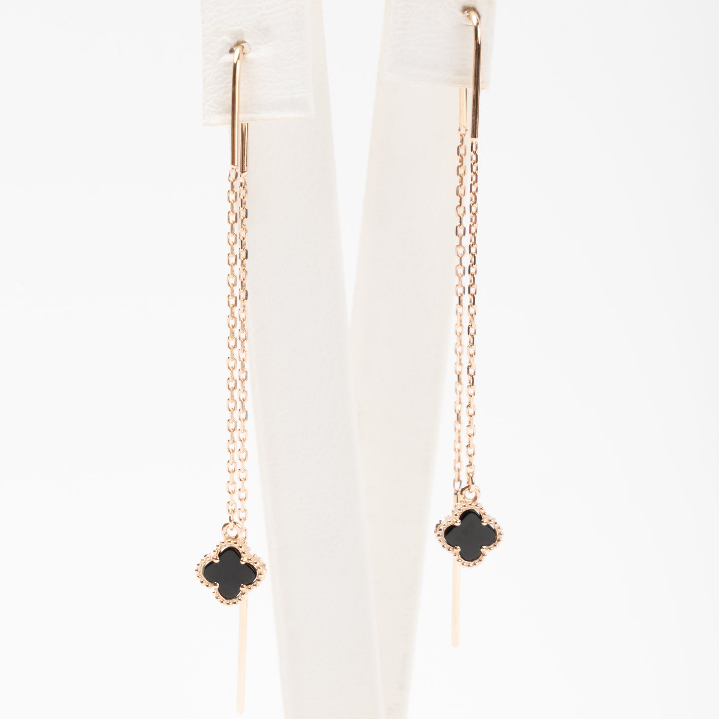 Gold threader earrings four-leaf clover onyx 585 | Kabluchka