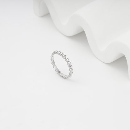 White gold beaded ring, angled profile — КБ948Би — Kabluchka