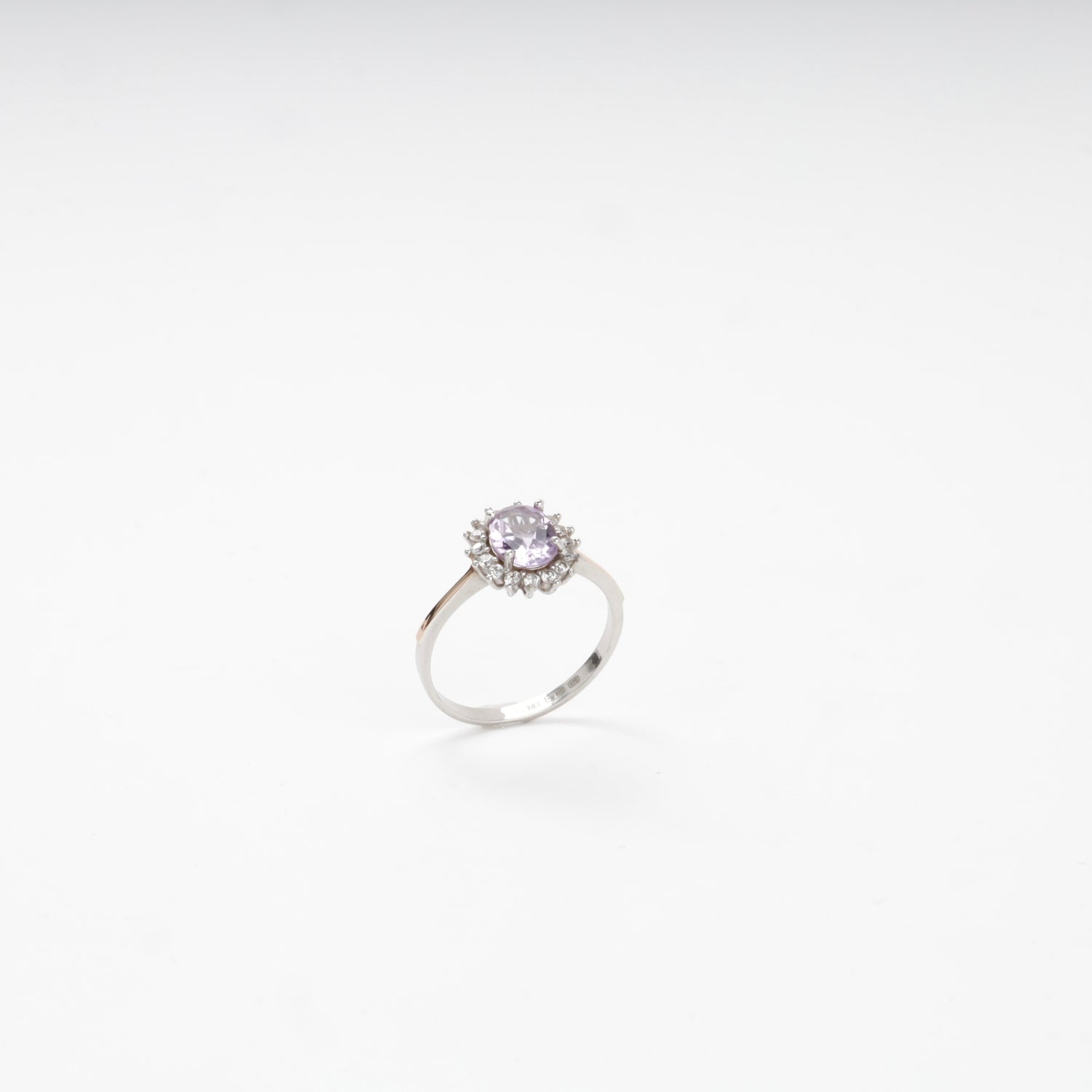Silver 925 and Gold 375 amethyst halo ring — Kabluchka