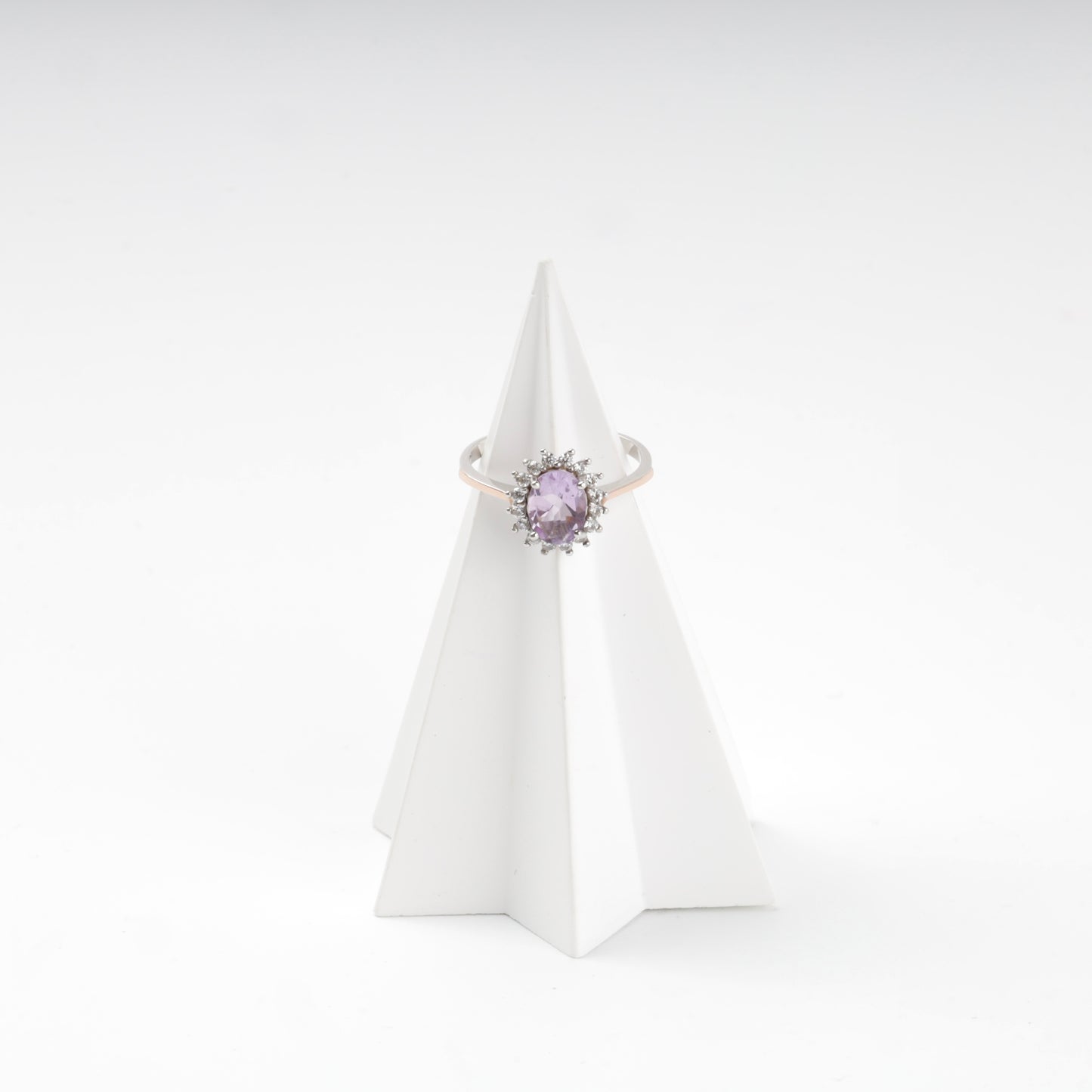 Oval purple amethyst ring with cubic zirconia — Kabluchka Jewelry Store