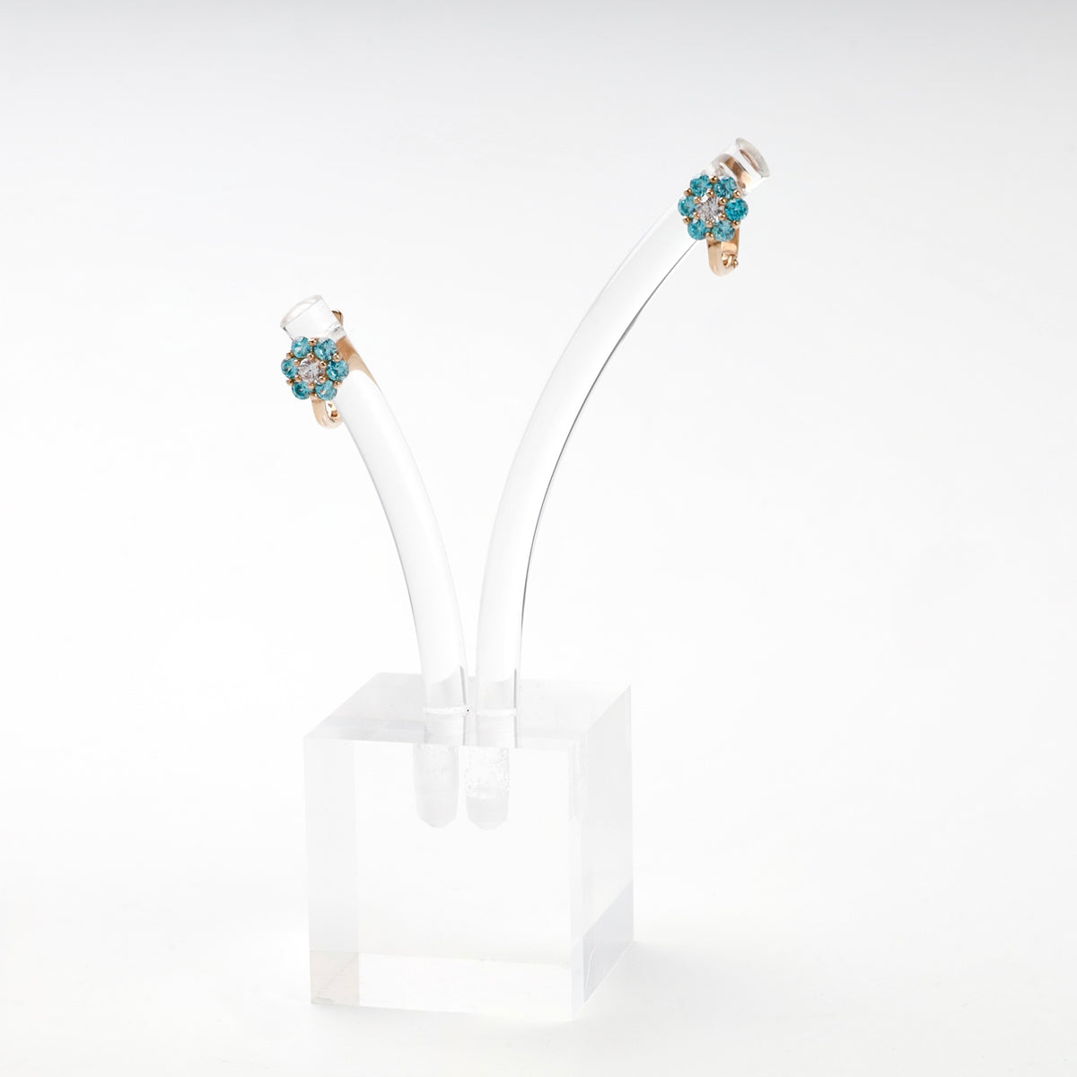 Rose Gold 14K (585) Blue and Clear Cubic Zirconia Flower Halo Earrings — front view — Kabluchka