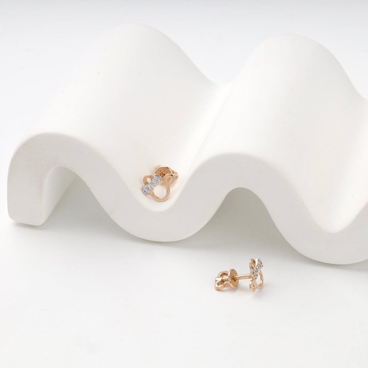 Rose Gold 14K (585) Cubic Zirconia Circular Stud Earrings — angled view — Kabluchka
