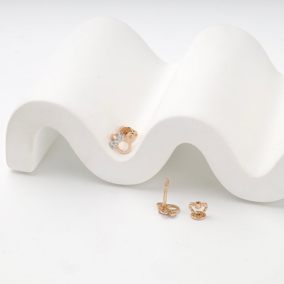 Rose Gold 14K (585) Cubic Zirconia Circular Stud Earrings — side view — Kabluchka