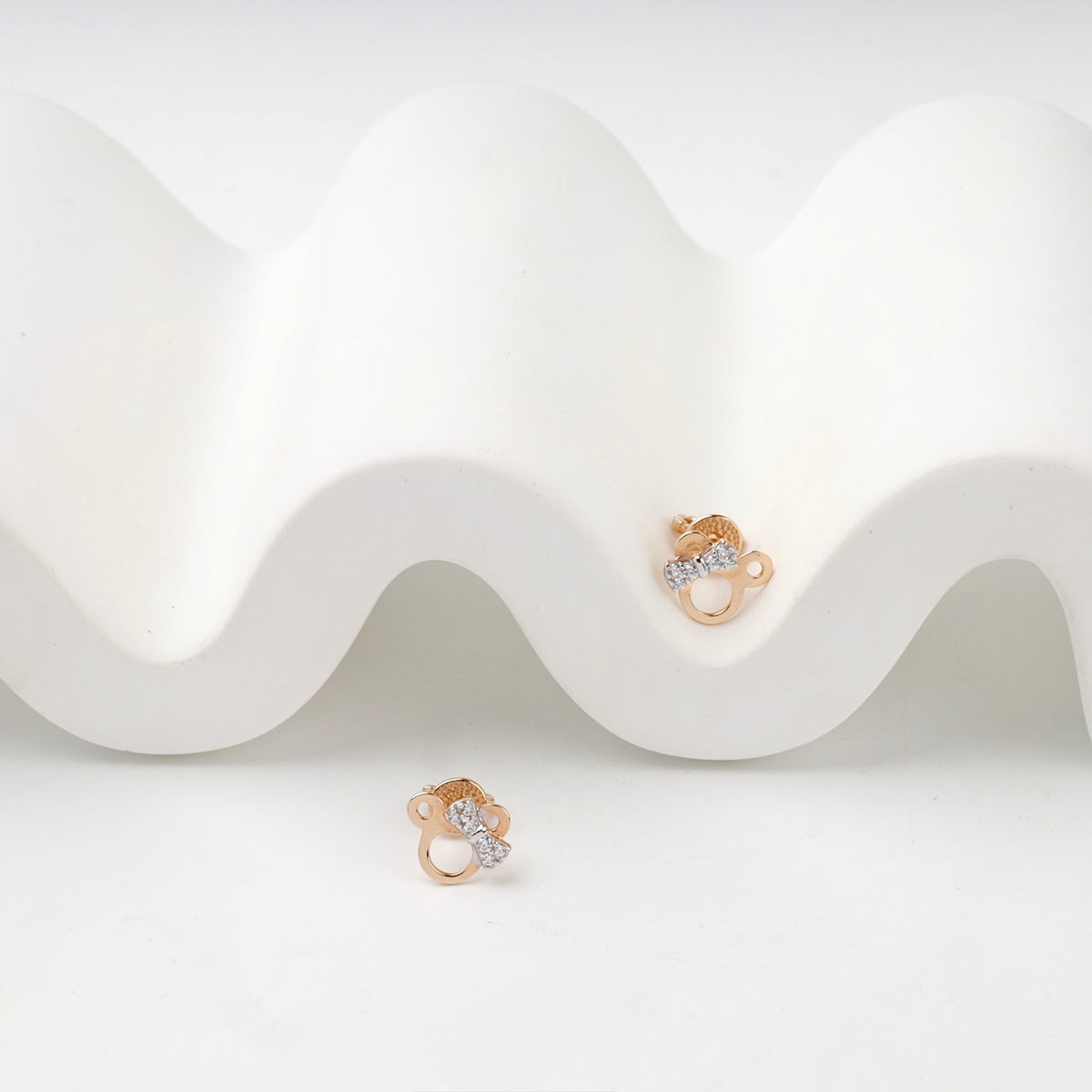 Rose Gold 14K (585) Cubic Zirconia Circular Stud Earrings — front view — Kabluchka