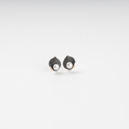 Pearl and dark cubic zirconia earrings with English locks — Kabluchka