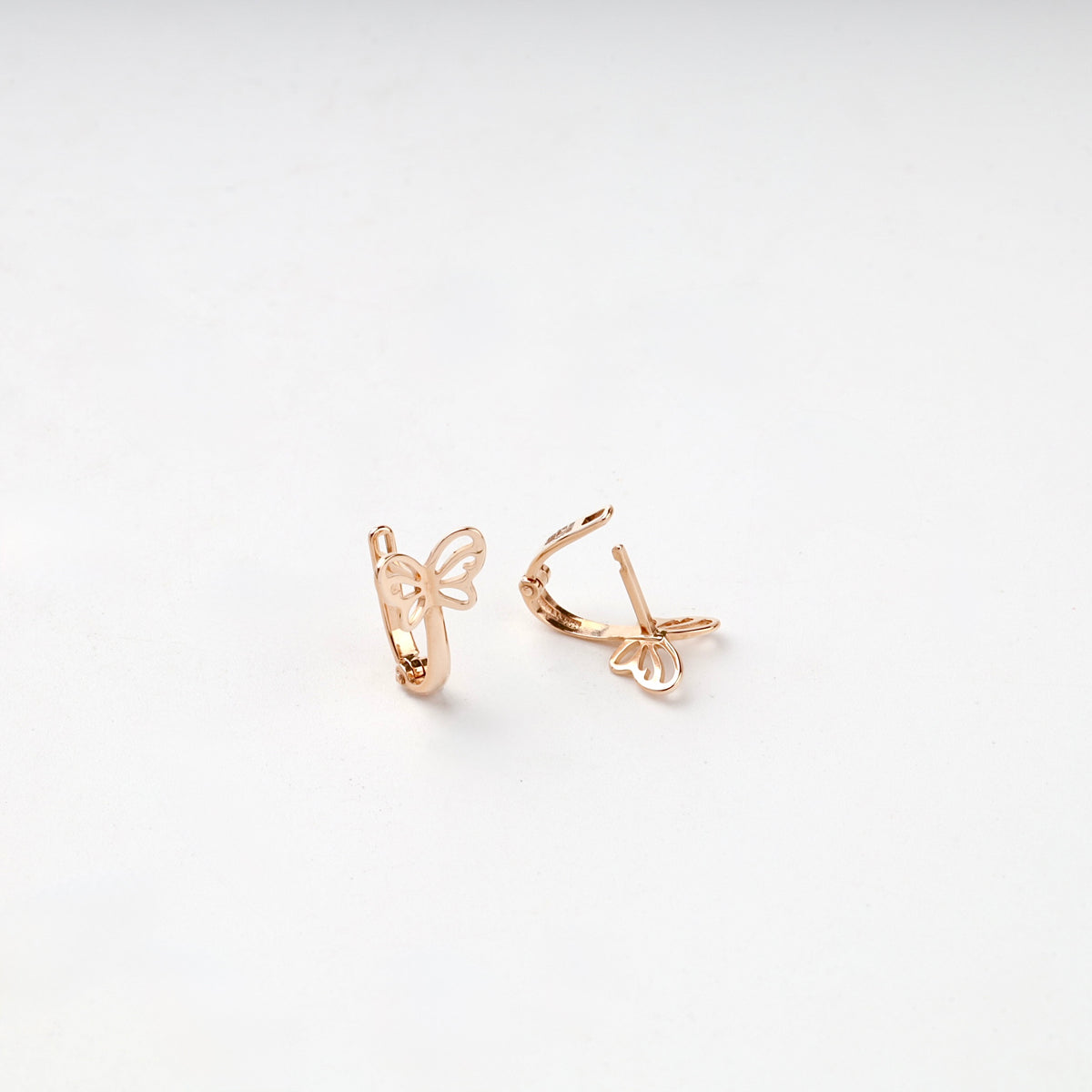 Children's Rose Gold 14K (585) Openwork Butterfly Earrings — closure detail — Kabluchka