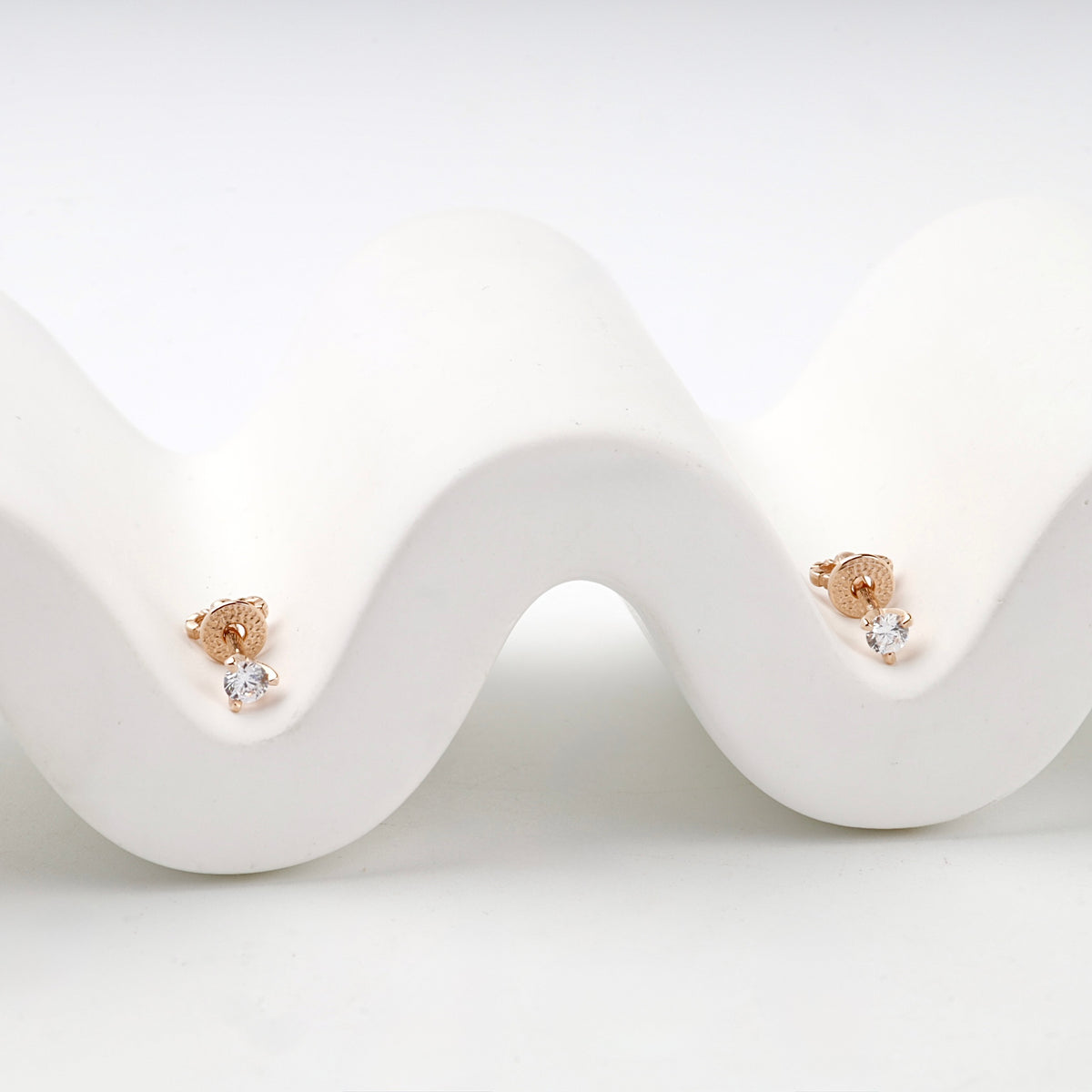 Rose Gold 14K (585) Cubic Zirconia Solitaire Stud Earrings — front view — Kabluchka