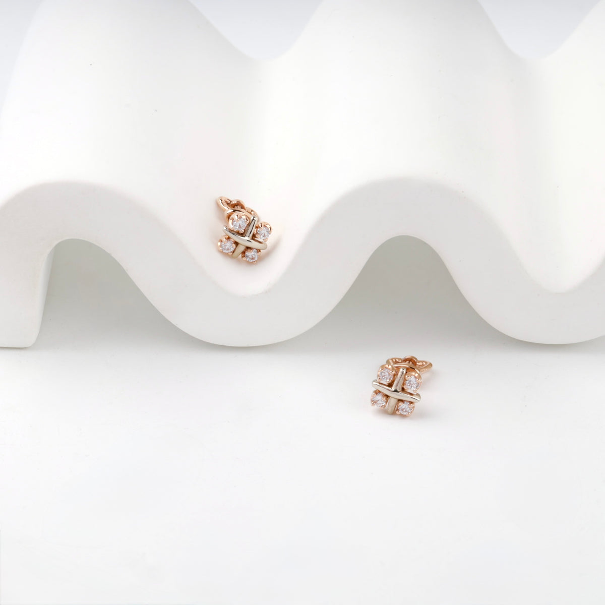 Rose Gold 14K (585) Geometric Cubic Zirconia Stud Earrings — side view — Kabluchka