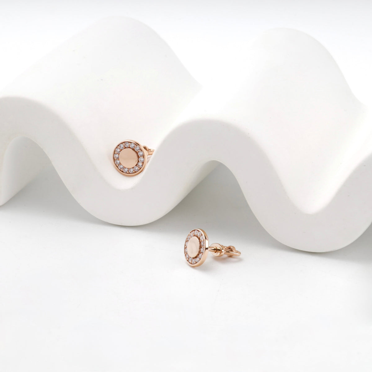 Rose Gold 14K (585) Cubic Zirconia Halo Stud Earrings — angled view — Kabluchka