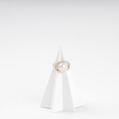 Silver 925 and Gold 375 pearl and cubic zirconia cocktail ring — front view — Kabluchka
