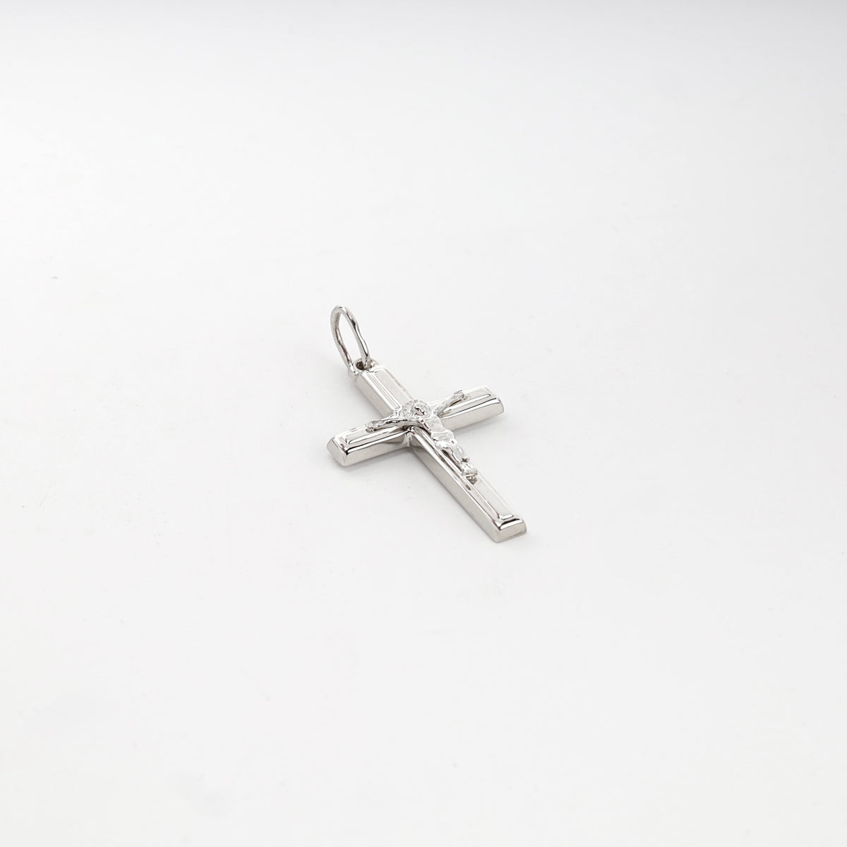 Silver 925 engraved open-frame crucifix pendant, close-up view
