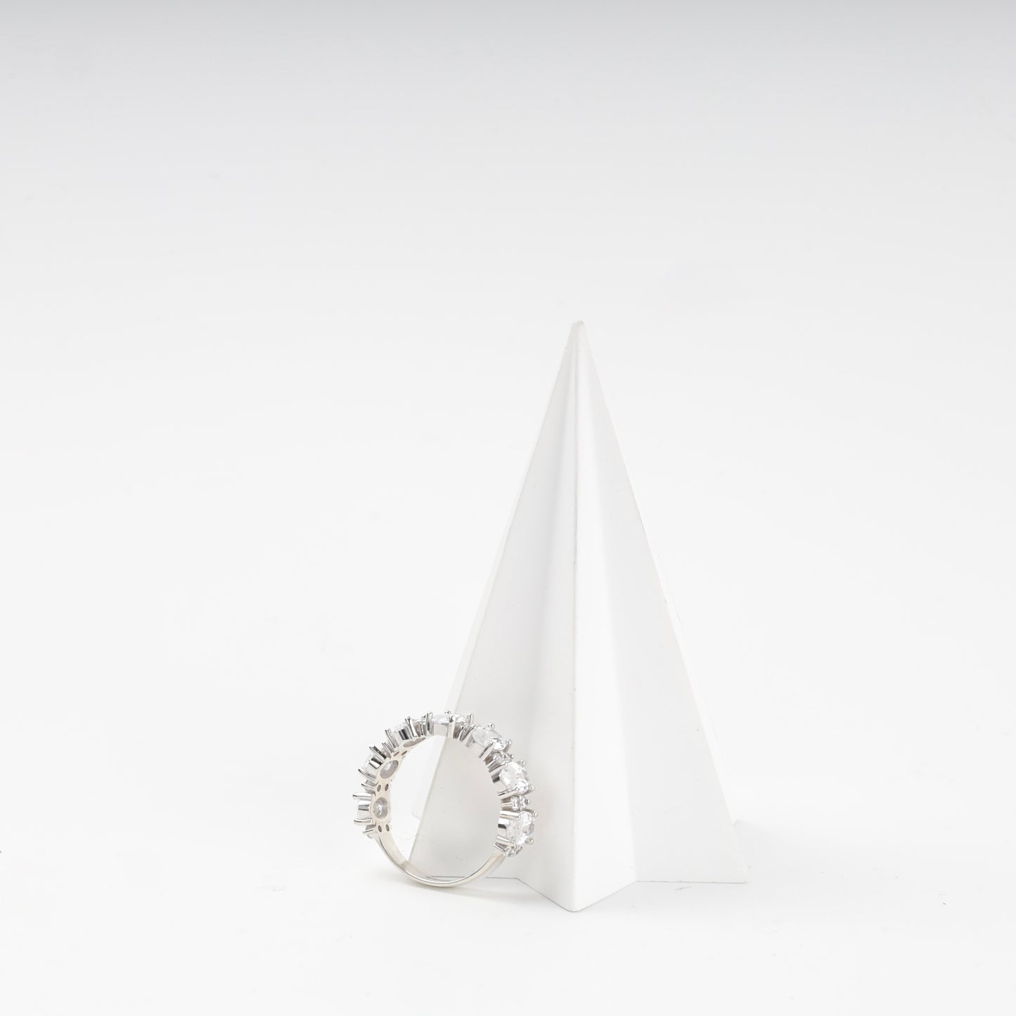 Rhodium-plated zirconia ring setting — Kabluchka