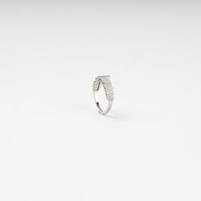 Geometric silver 925 soundwave ring, angled view — Kabluchka
