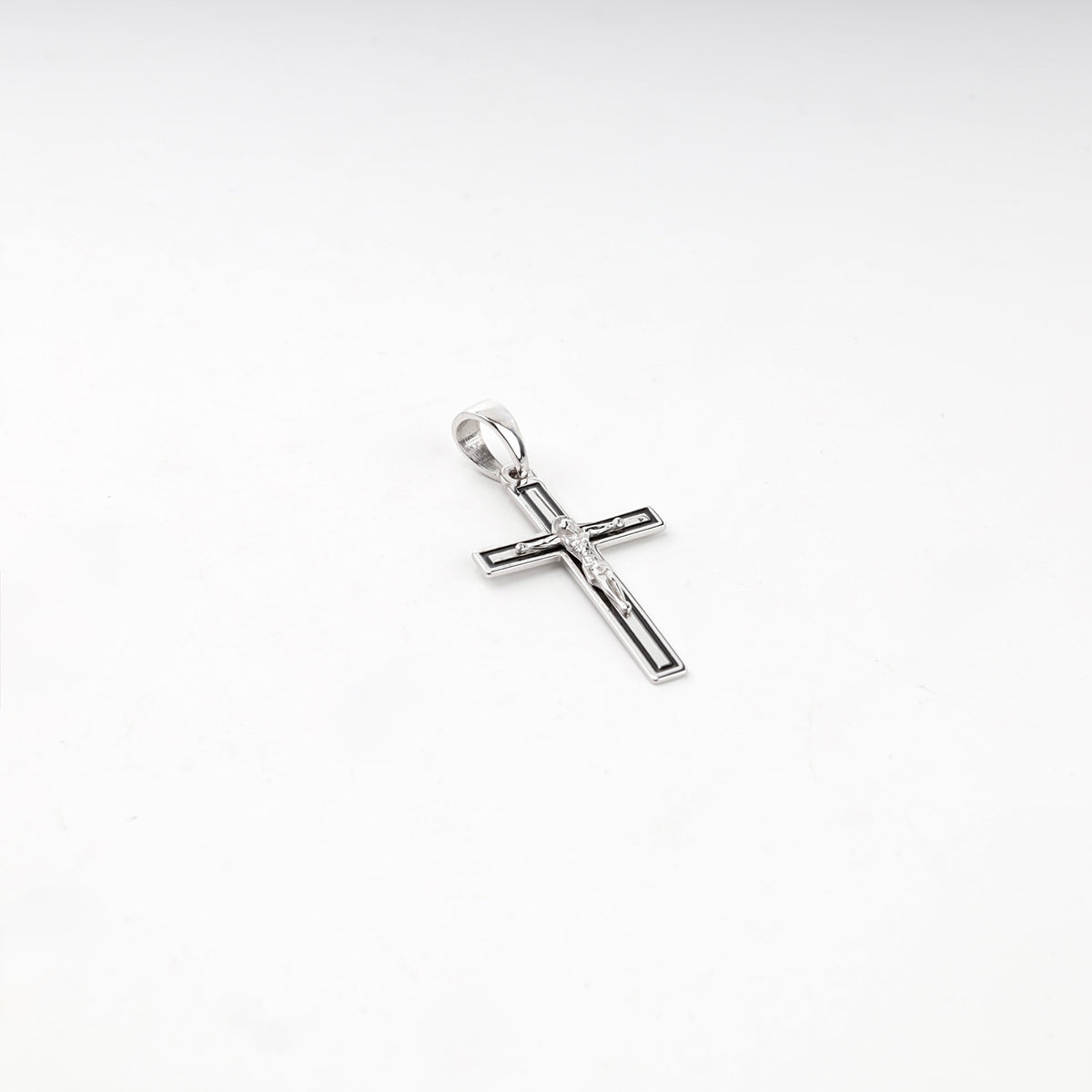 Silver 925 black enamel crucifix pendant, close-up view