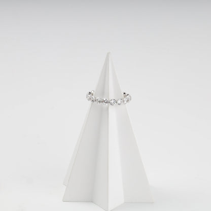 Cubic zirconia eternity ring — side view — Kabluchka
