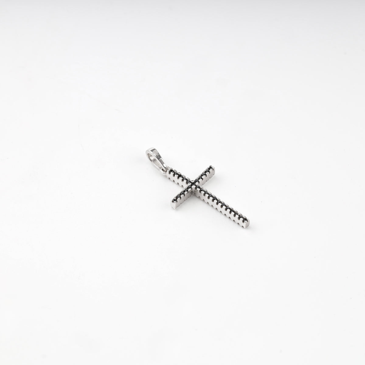 Silver 925 cubic zirconia cross pendant — view 6 — Kabluchka