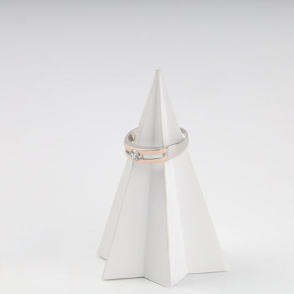 Rhodium-plated cubic zirconia ring — profile view — Kabluchka