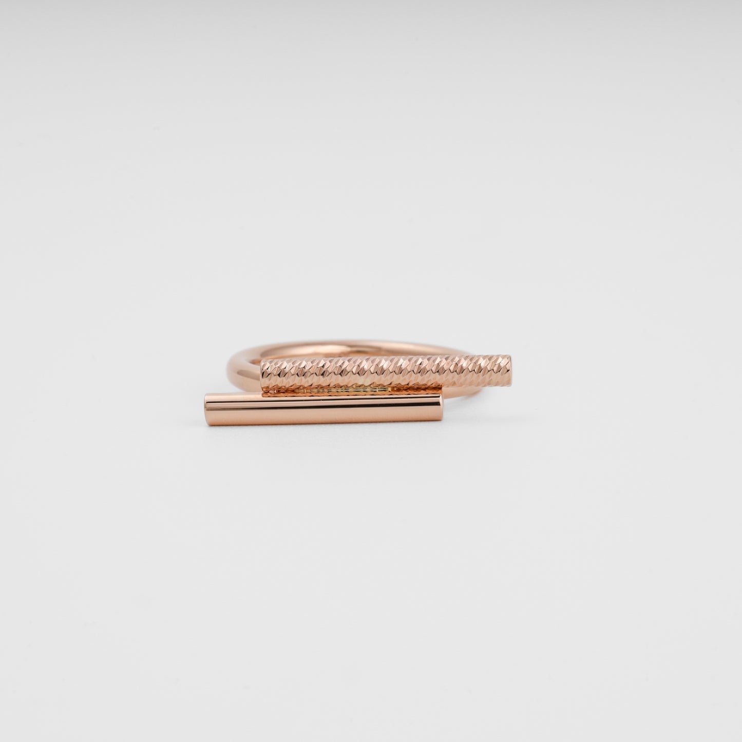Rose gold 585 open ring no stones — Kabluchka